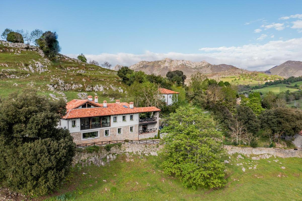 Apartamentos Picabel Cangas de Onis Exterior photo