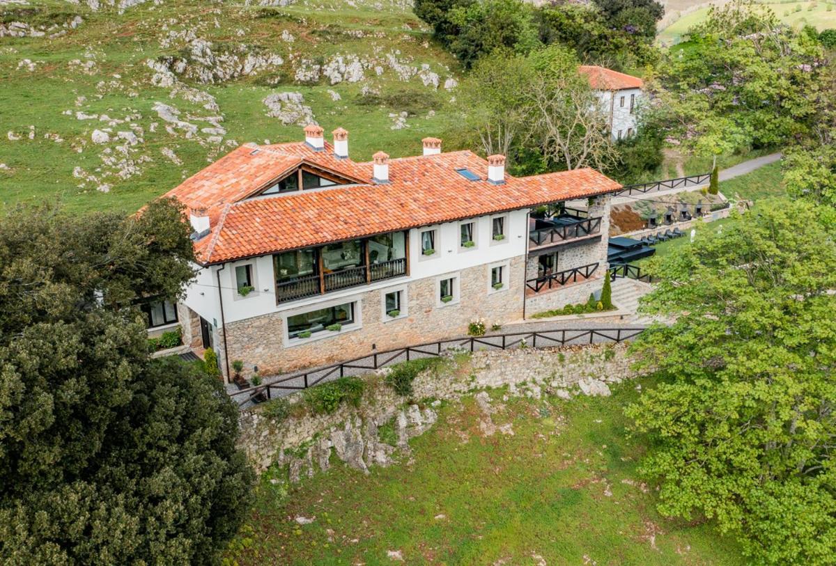 Apartamentos Picabel Cangas de Onis Exterior photo