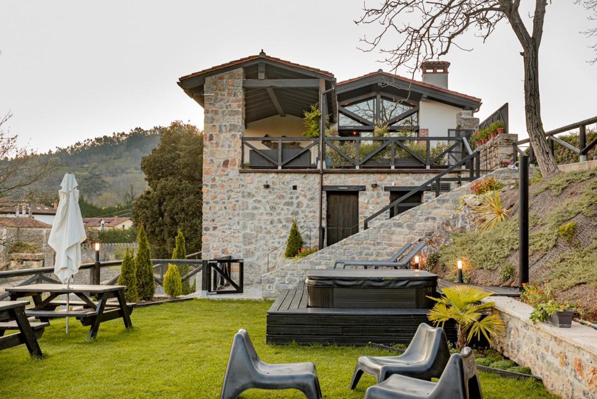 Apartamentos Picabel Cangas de Onis Exterior photo